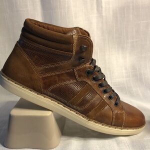 Men's New Red Tape High Top Sneakers Size 9.5